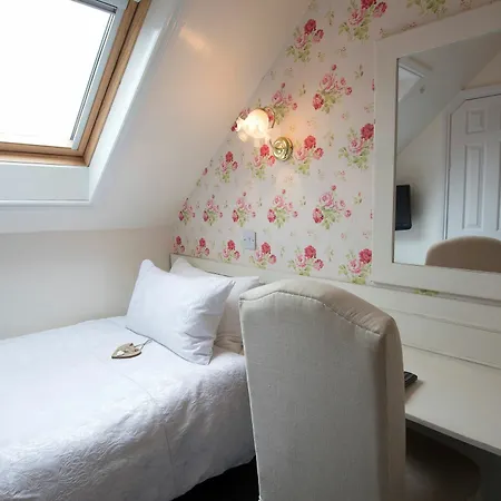 Rysdale Гостевой дом 4*